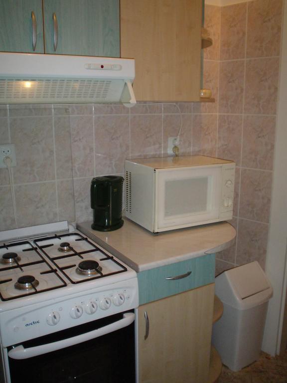 בראשוב Rolling Stone Hostel מראה חיצוני תמונה